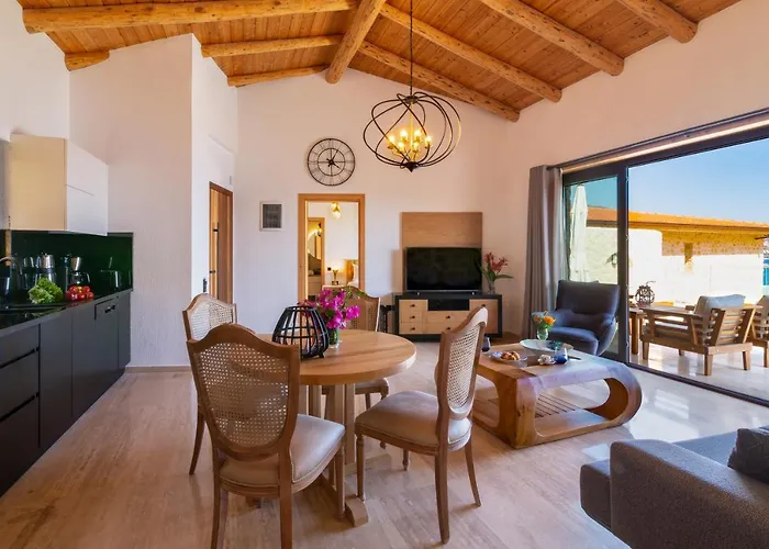 Villa Water Edge 3 *